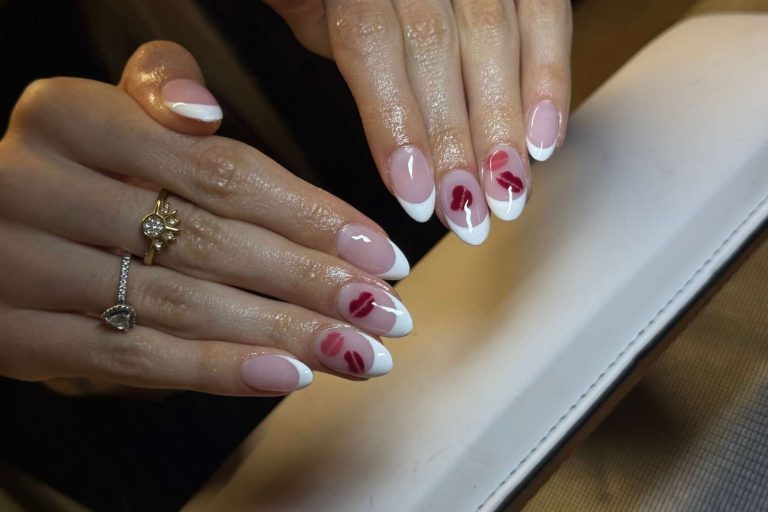 pose de capsules américaines, réalisée par LM Beauty, spécialiste de la pose d'ongles à valenciennes
