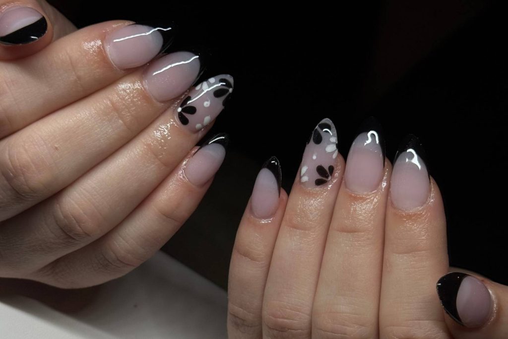 pose de capsules américaines, réalisée par LM Beauty, spécialiste de la pose d'ongles à valenciennes