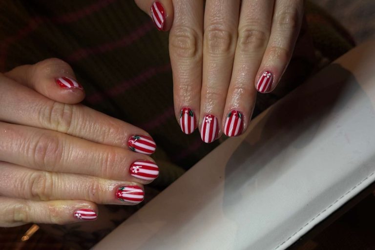 gainage sur ongles, réalisé par LM Beauty, spécialiste de la pose d'ongles à valenciennes