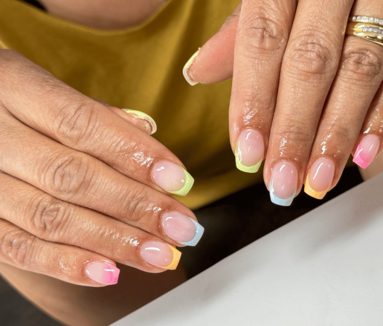 gainage sur ongles naturels réalisés par lm beauty, spécialiste des ongles à Velenciennes